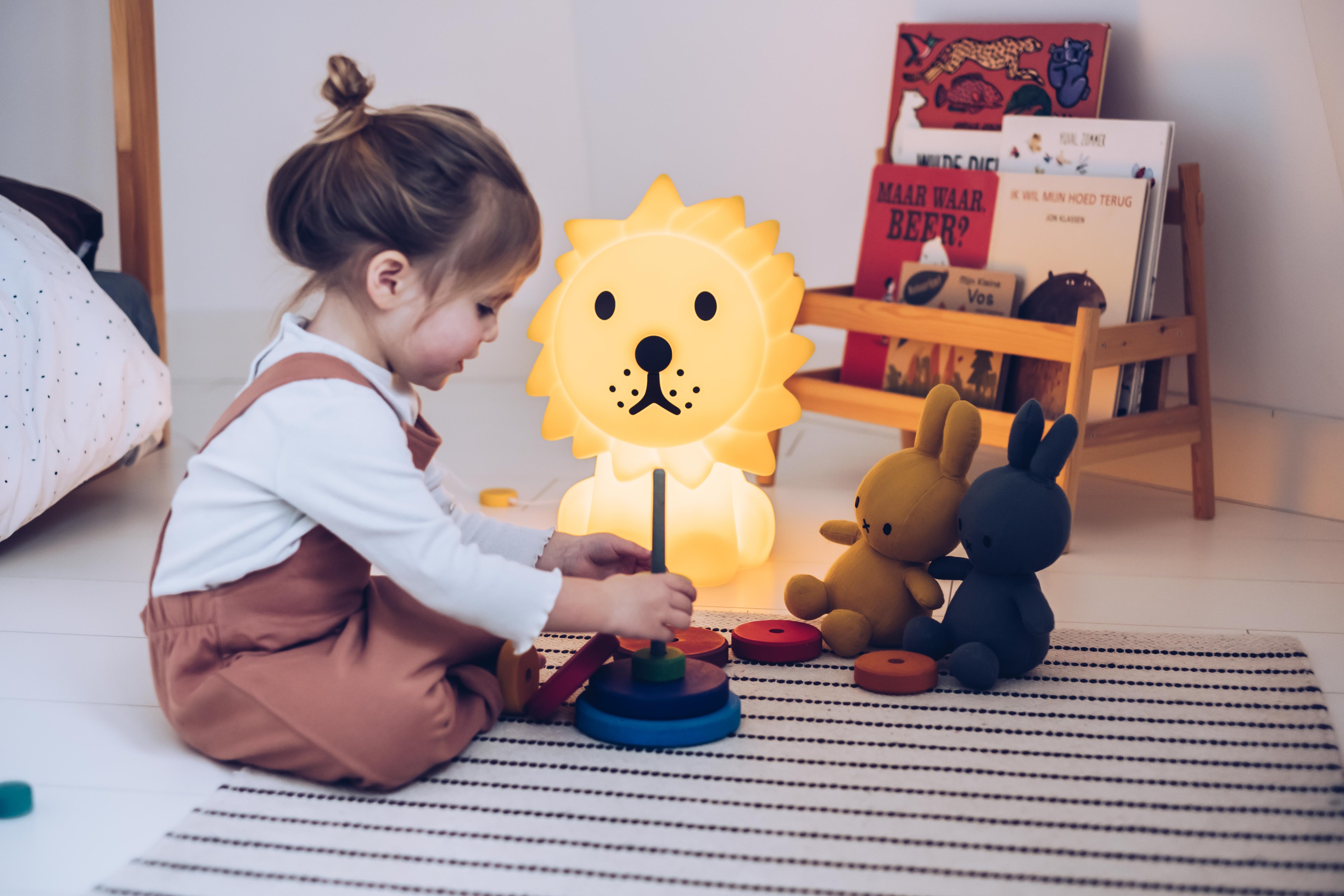 Lion Star Light lamp