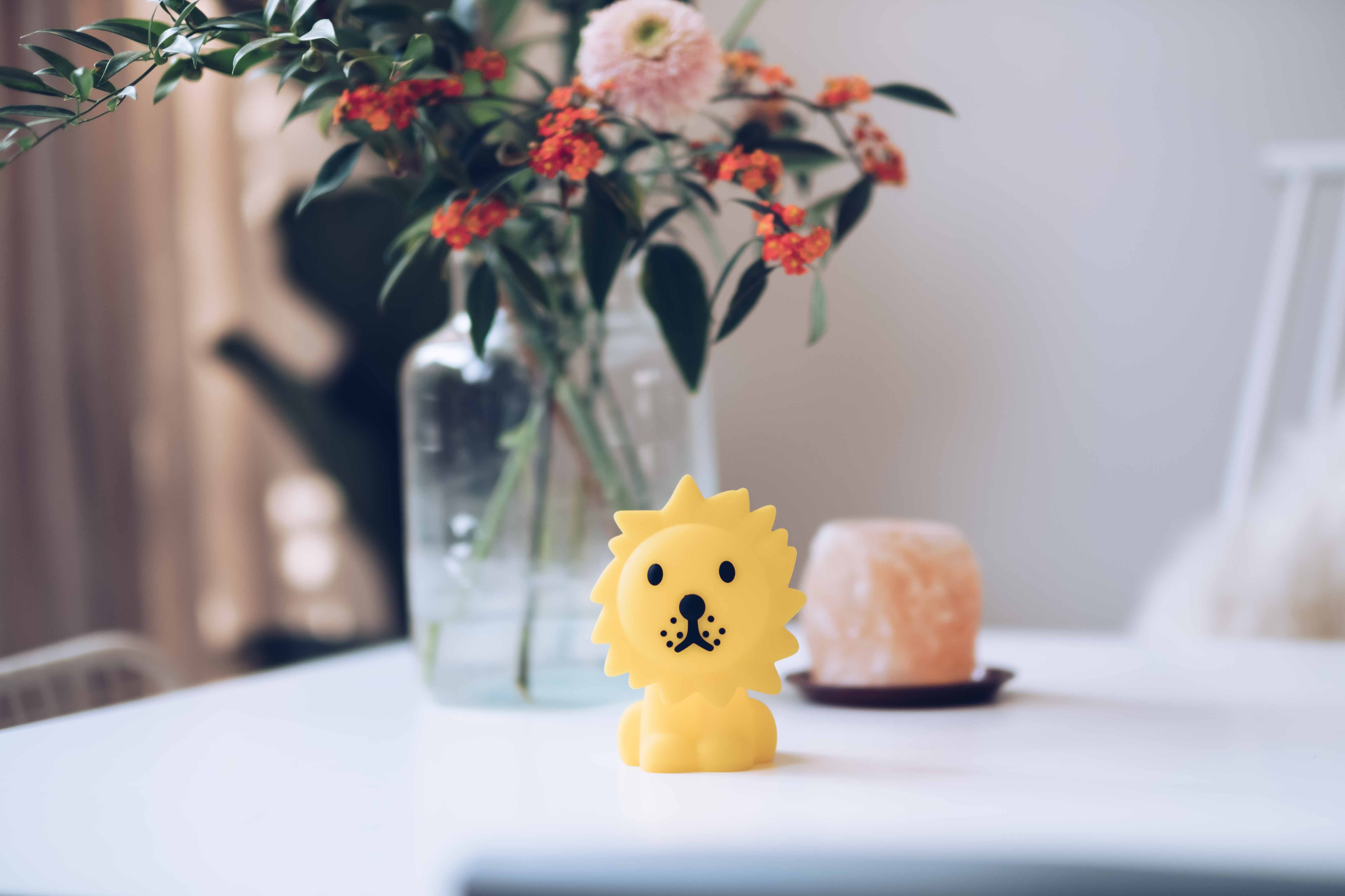 Lion Bundle of Light lamp