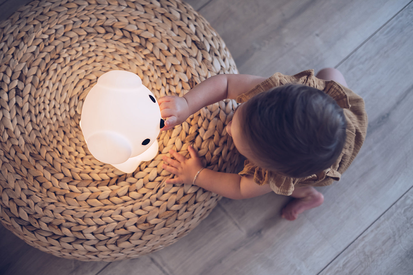 Snuffy First Light lamp